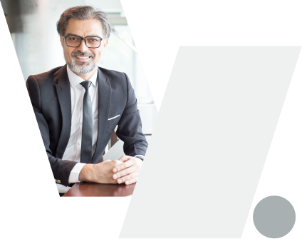 WisdomCircle logo with picture of a man in it as a Recruiter